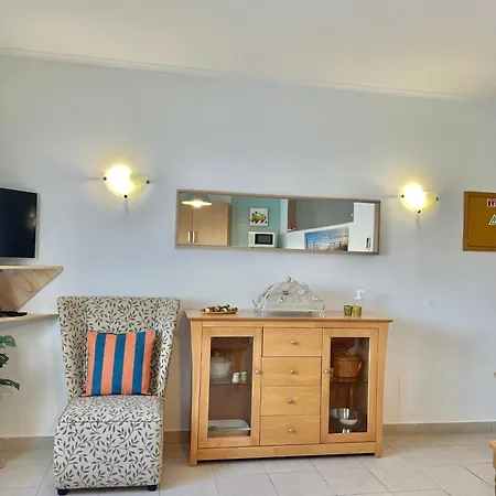 Bayview 106 Αλμπουφέιρα